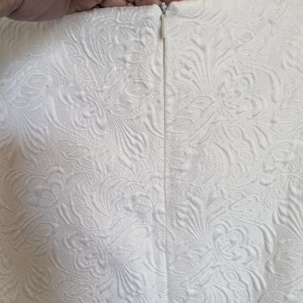 GROOVY 60s MOD! Sleeveless Beaded Brocade MINI Dress! | 10 | White - Picture 8 of 12
